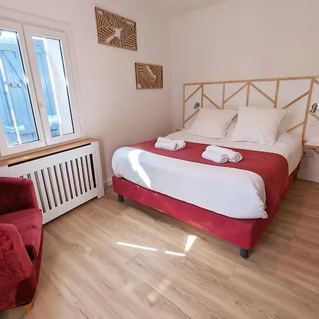 Au Bien Etre Piscine Chauffee 3*