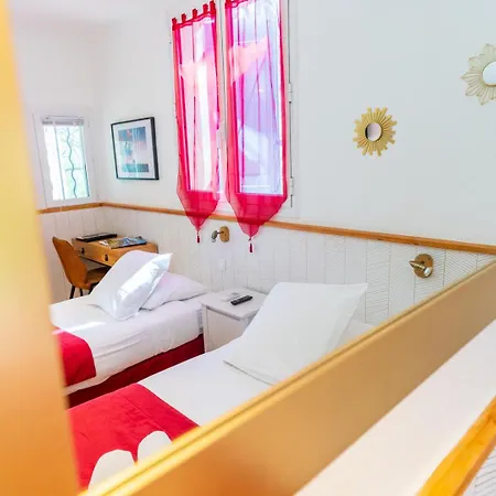 Au Bien Etre Piscine Chauffee Otel