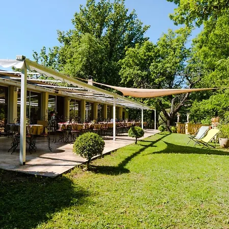 Hotel Au Bien Etre Piscine Chauffee Villecroze