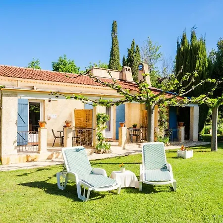 Au Bien Etre Piscine Chauffee Hotell Villecroze