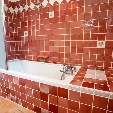 Hotel Au Bien Etre Piscine Chauffee