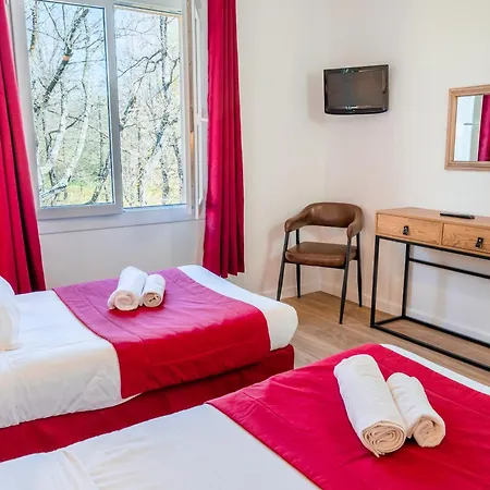 Hotel Au Bien Etre Piscine Chauffee Villecroze