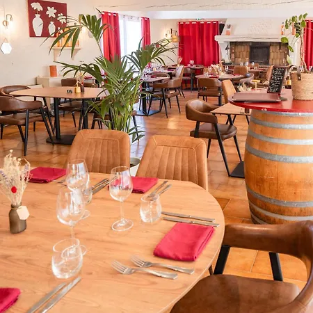 Hotell Au Bien Etre Piscine Chauffee